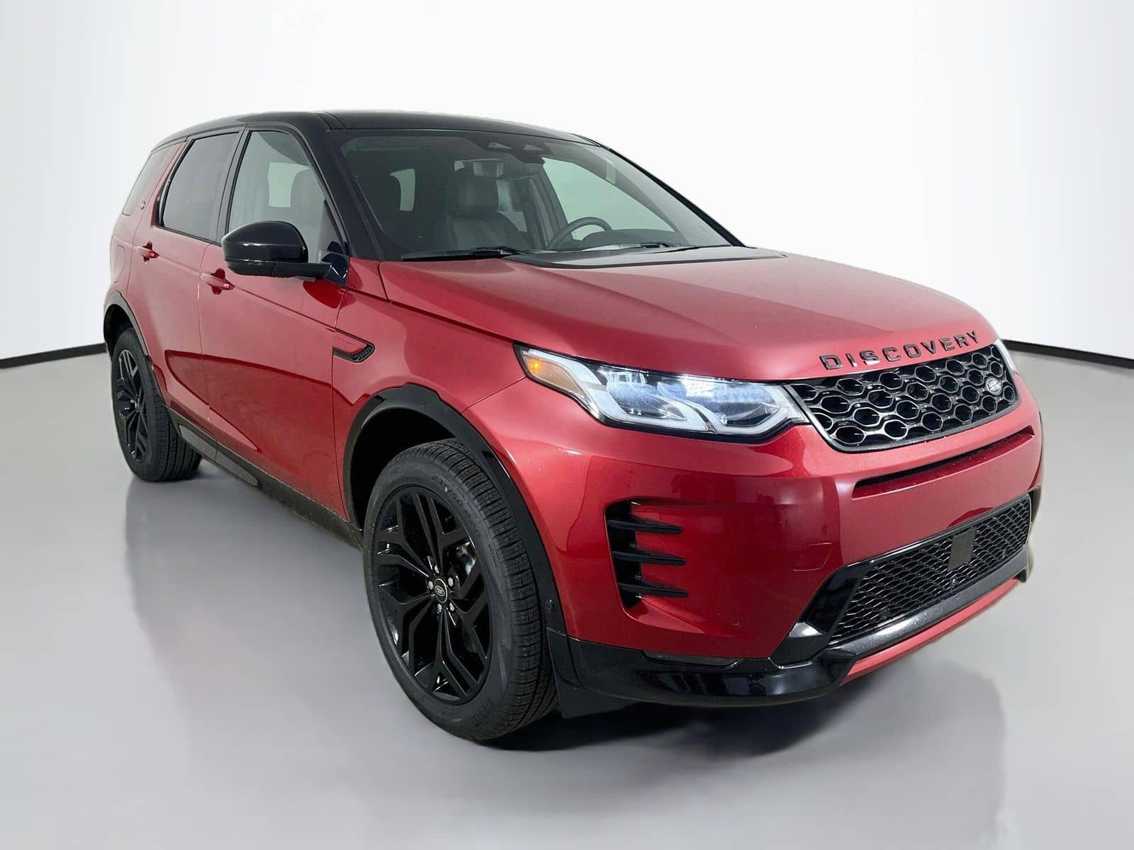 2026 Land Rover Discovery Sport - Image 3