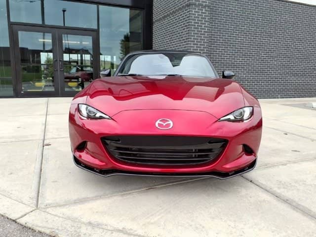 2026 Mazda MX-5 Miata - Image 2