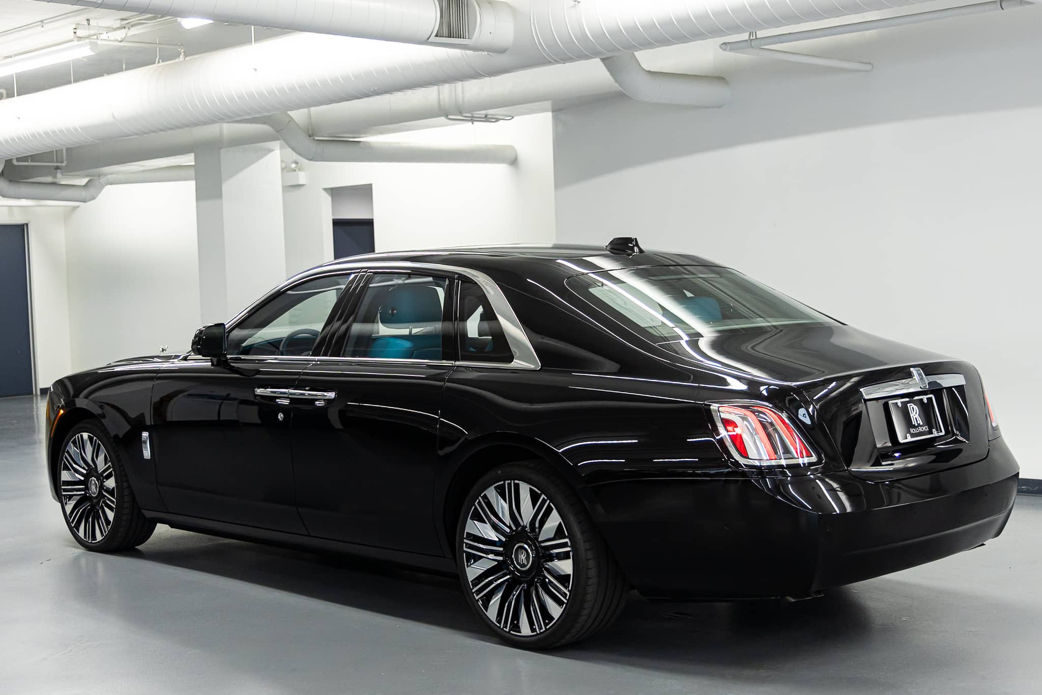 2027 Rolls-Royce Ghost - Image 3