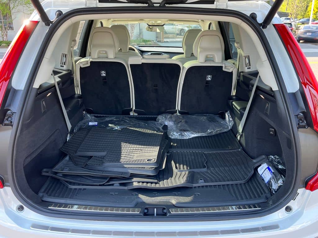 2025 Volvo XC90 - Image 26