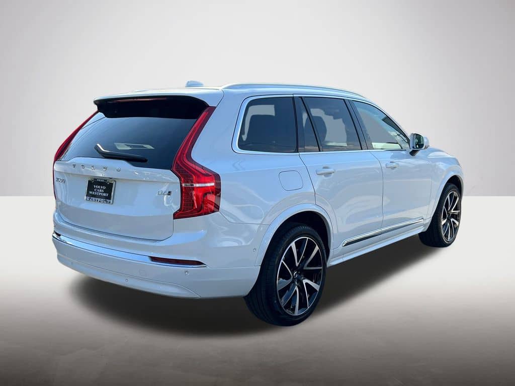 2025 Volvo XC90 - Image 2