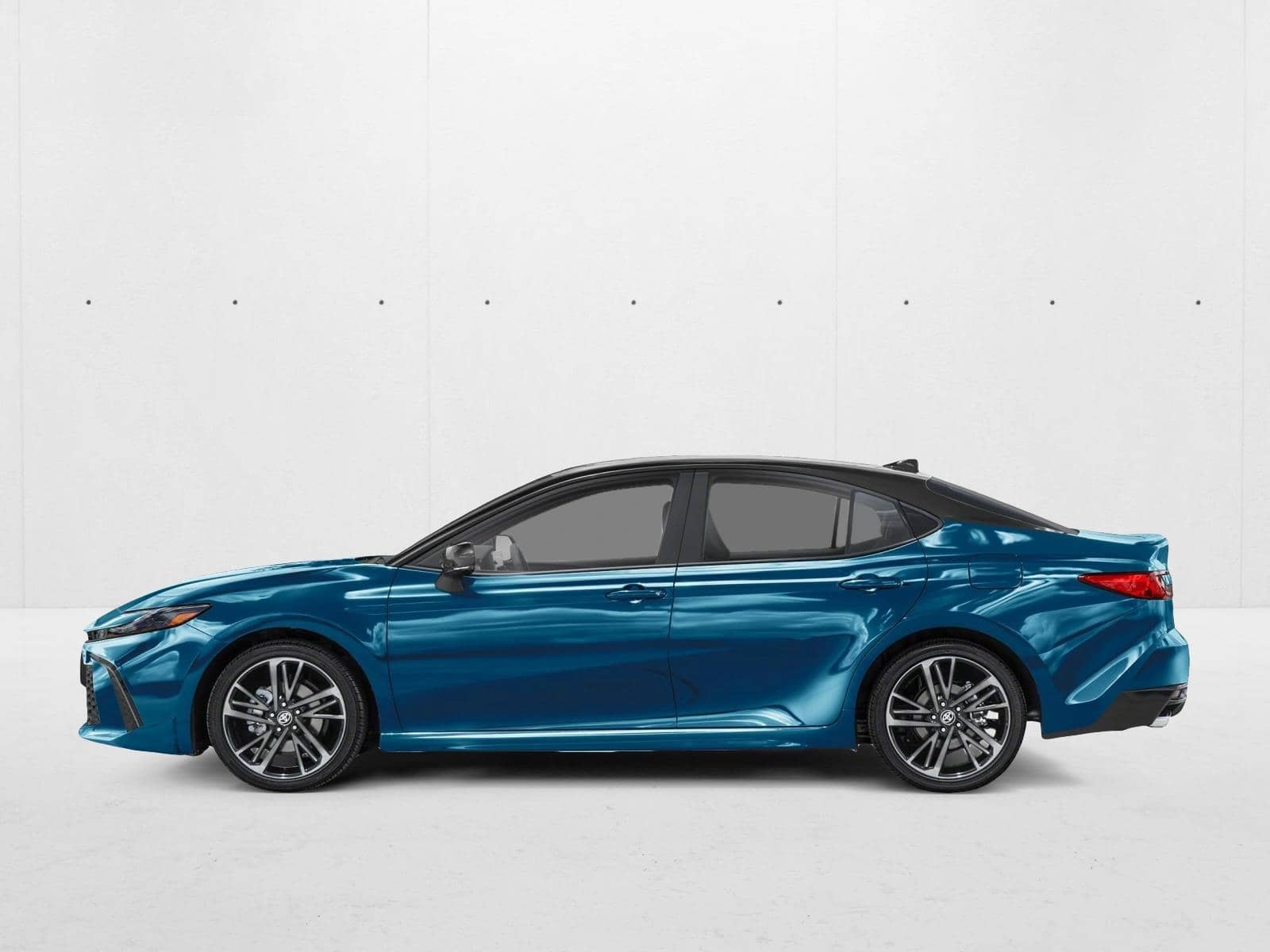 2026 Toyota Camry - Image 3