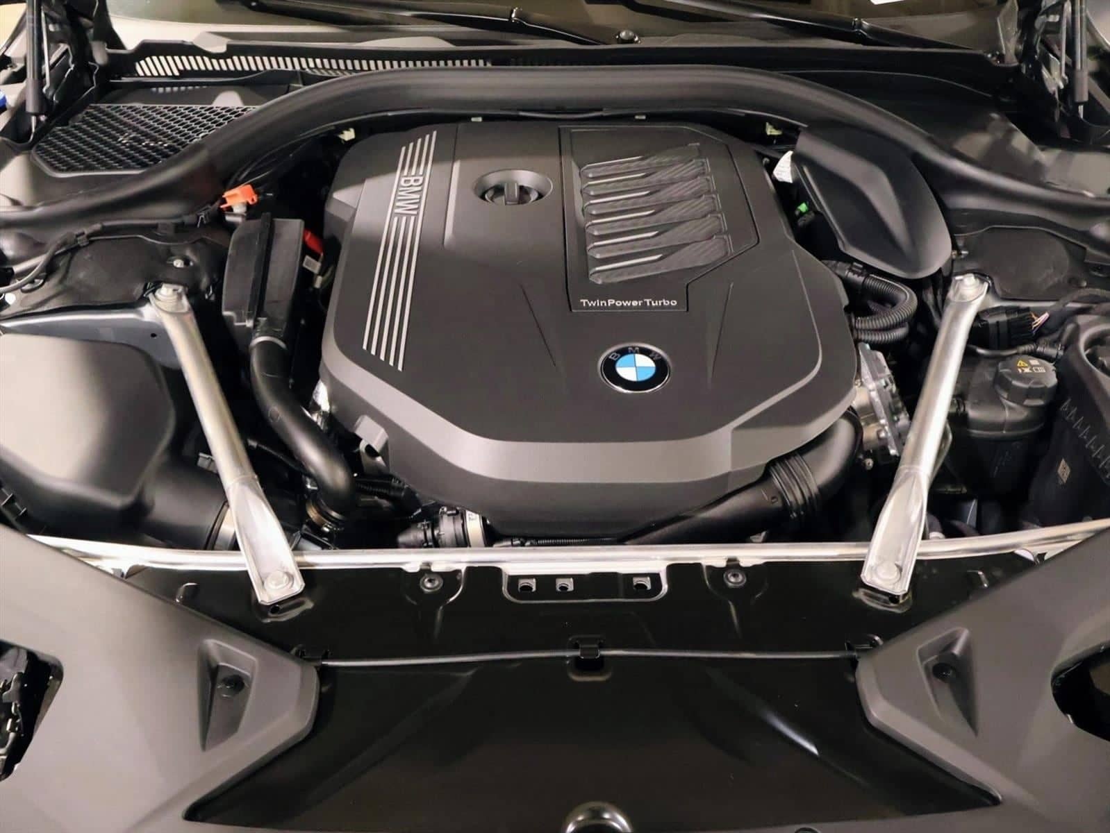 2026 BMW 8 Series - Image 17