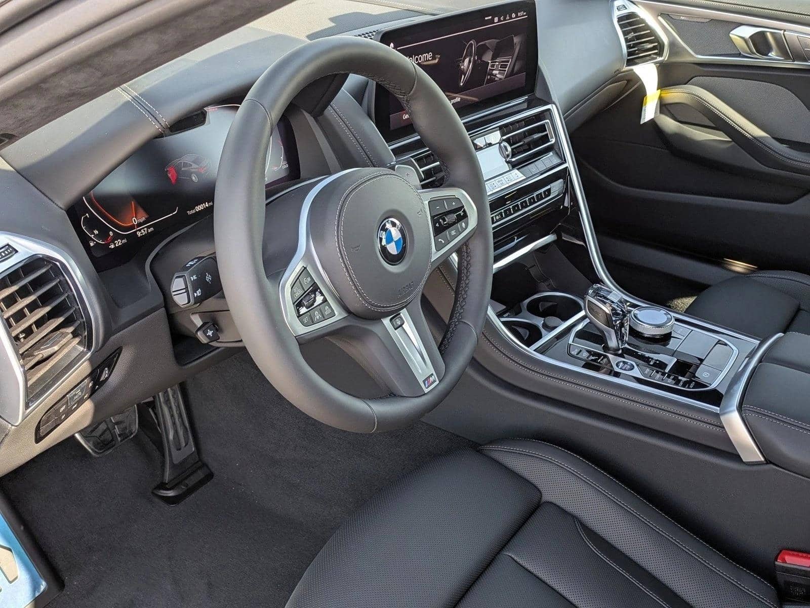 2026 BMW 8 Series - Image 3