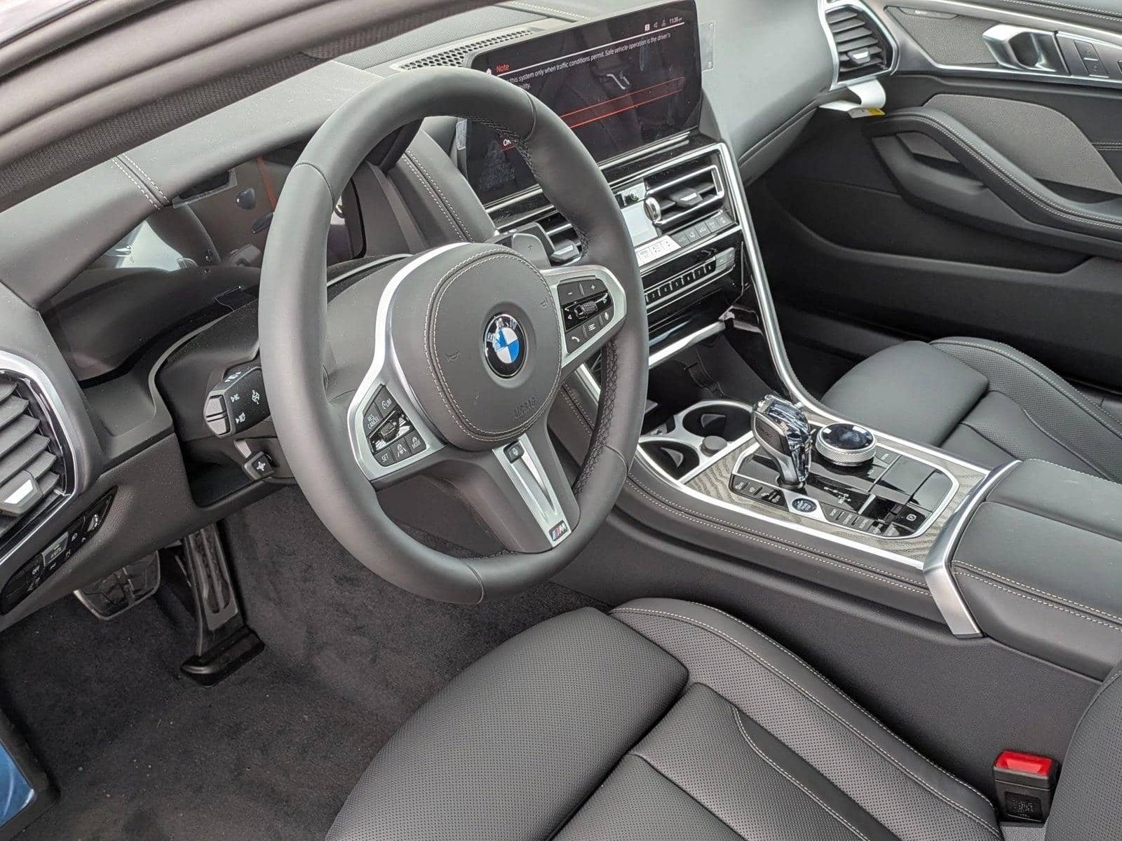 2026 BMW 8 Series - Image 3