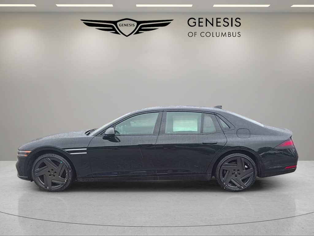 2026 GENESIS G90 - Image 2
