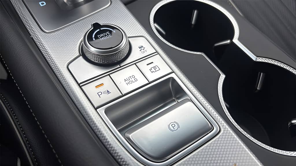 2026 GENESIS G70 - Image 30
