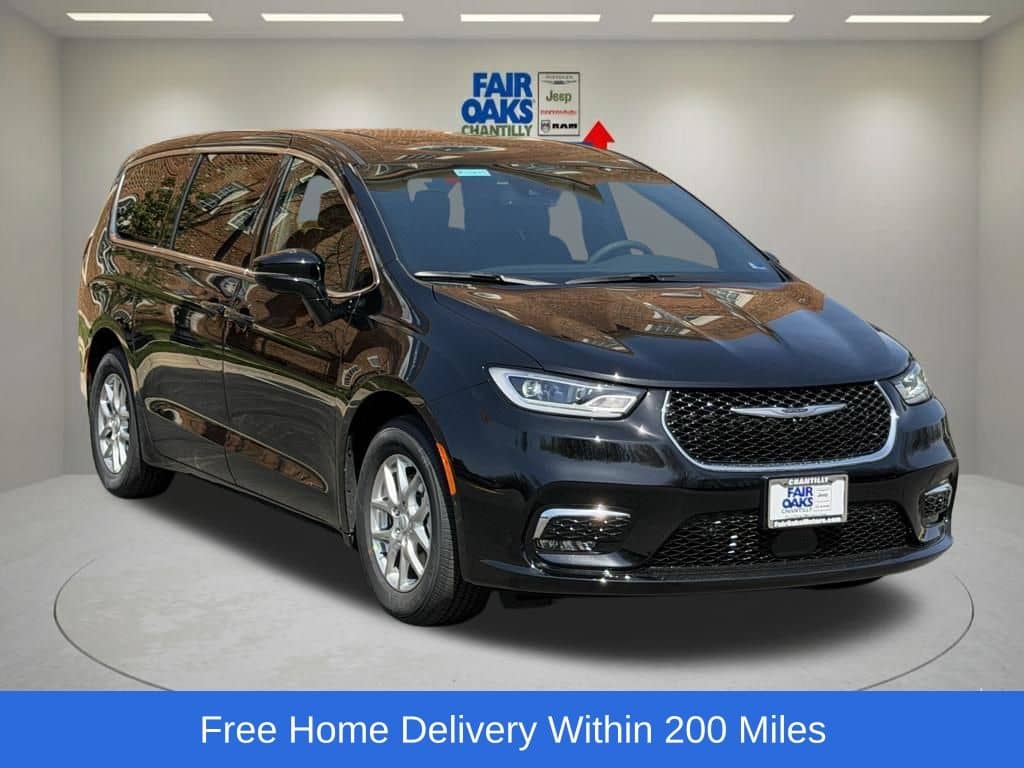 2026 Chrysler Pacifica - Image 1