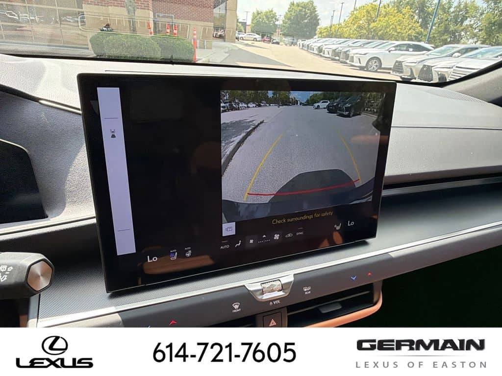 2026 Lexus ES B EV - Image 27