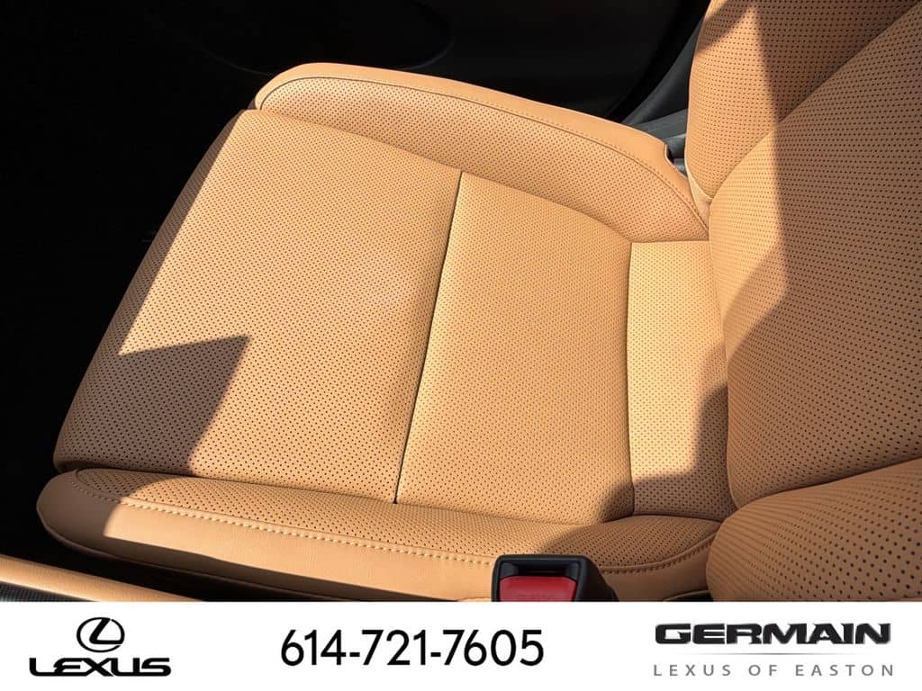 2026 Lexus ES B EV - Image 28