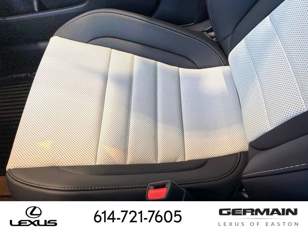 2026 Lexus IS - Image 26