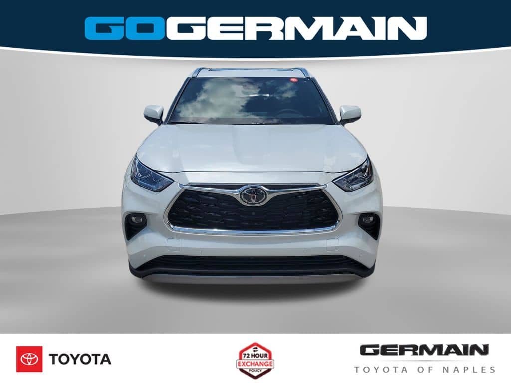 2026 Toyota Highlander - Image 2