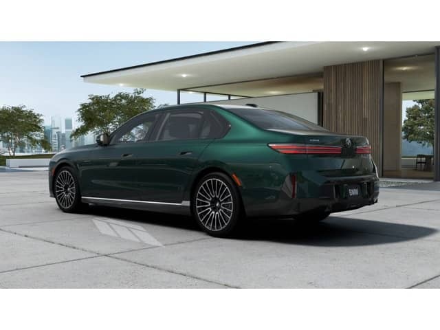 2027 BMW 7 Series - Image 2