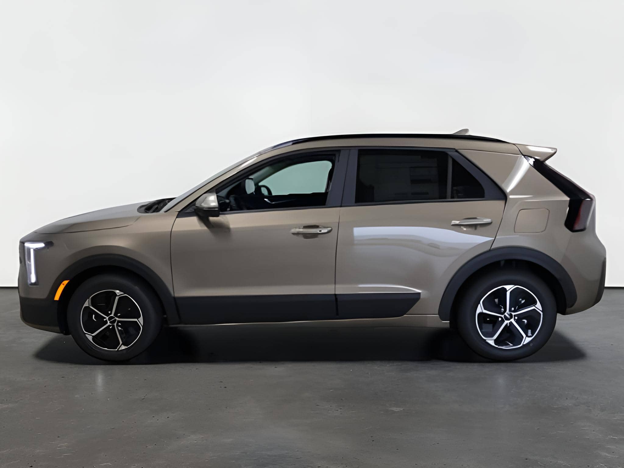 2027 Kia Niro - Image 2
