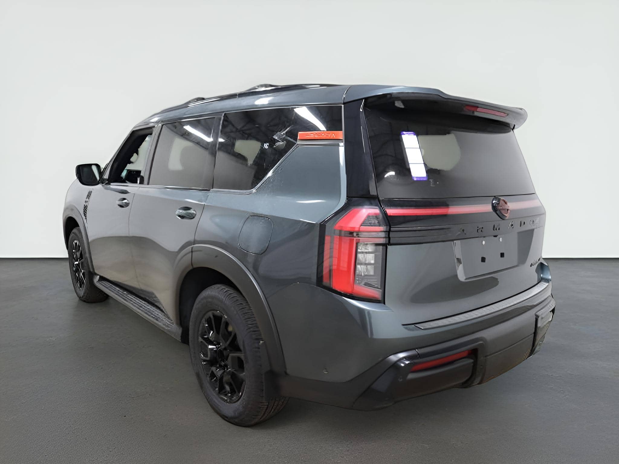 2026 Nissan Armada - Image 3