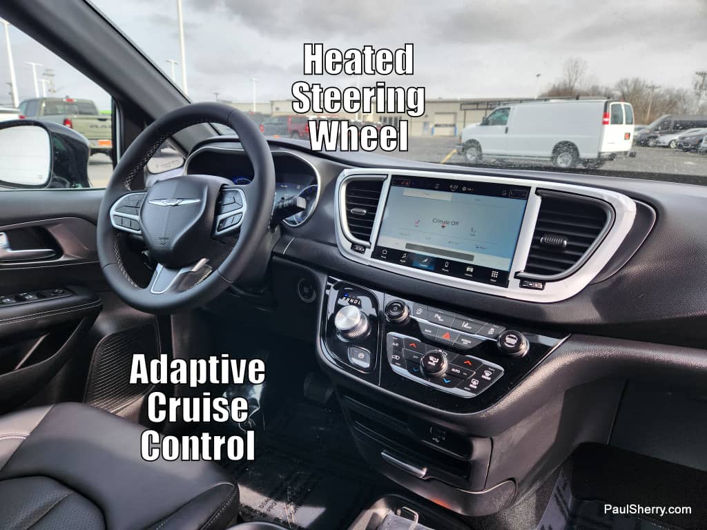 2026 Chrysler Voyager - Image 2