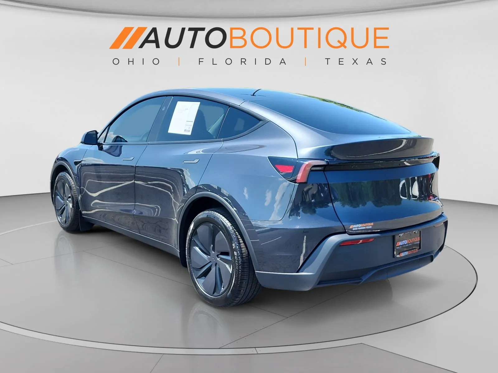 2026 Tesla Model Y - Image 3