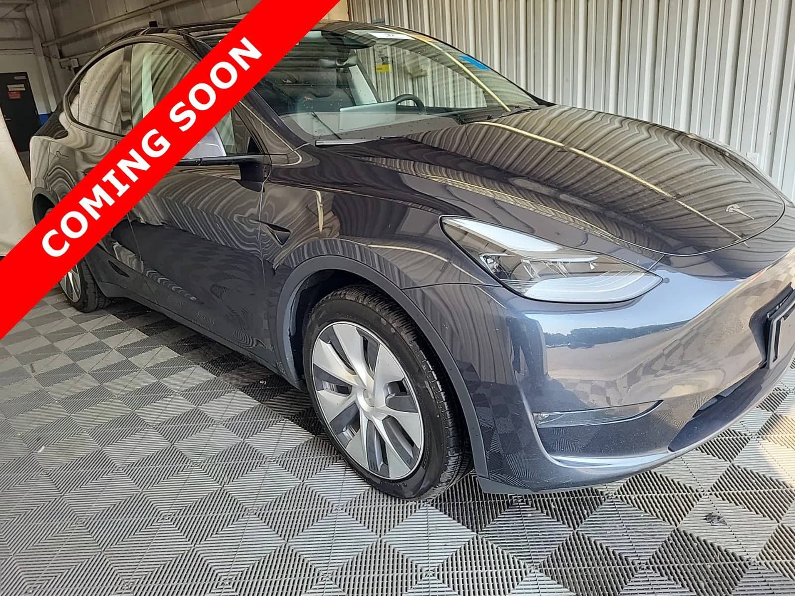 2024 Tesla Model Y - Image 3