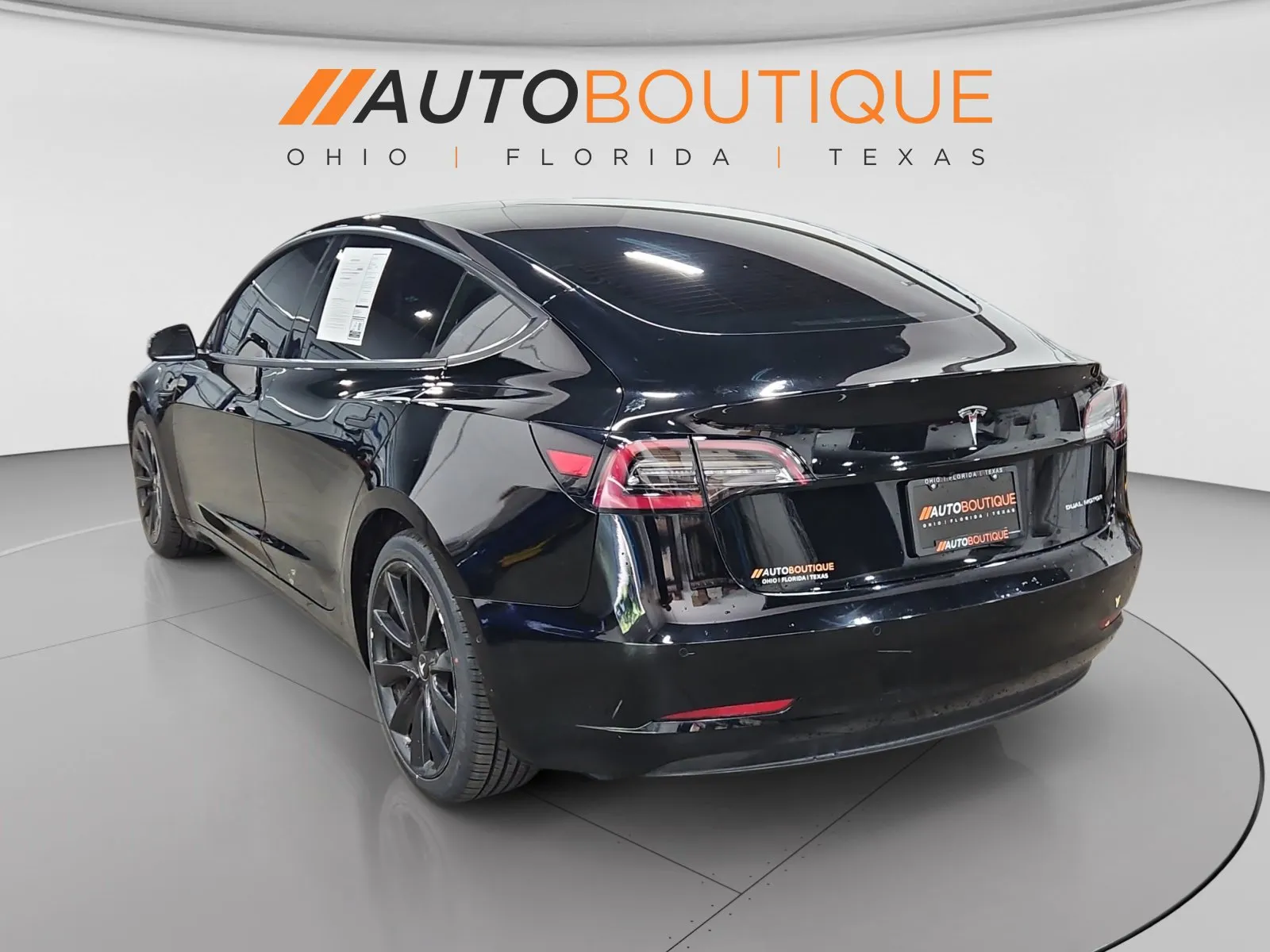 2022 Tesla Model 3 - Image 3