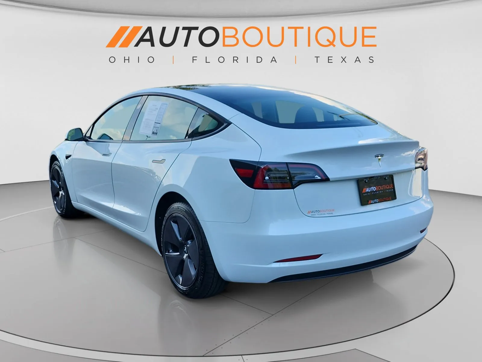 2023 Tesla Model 3 - Image 3