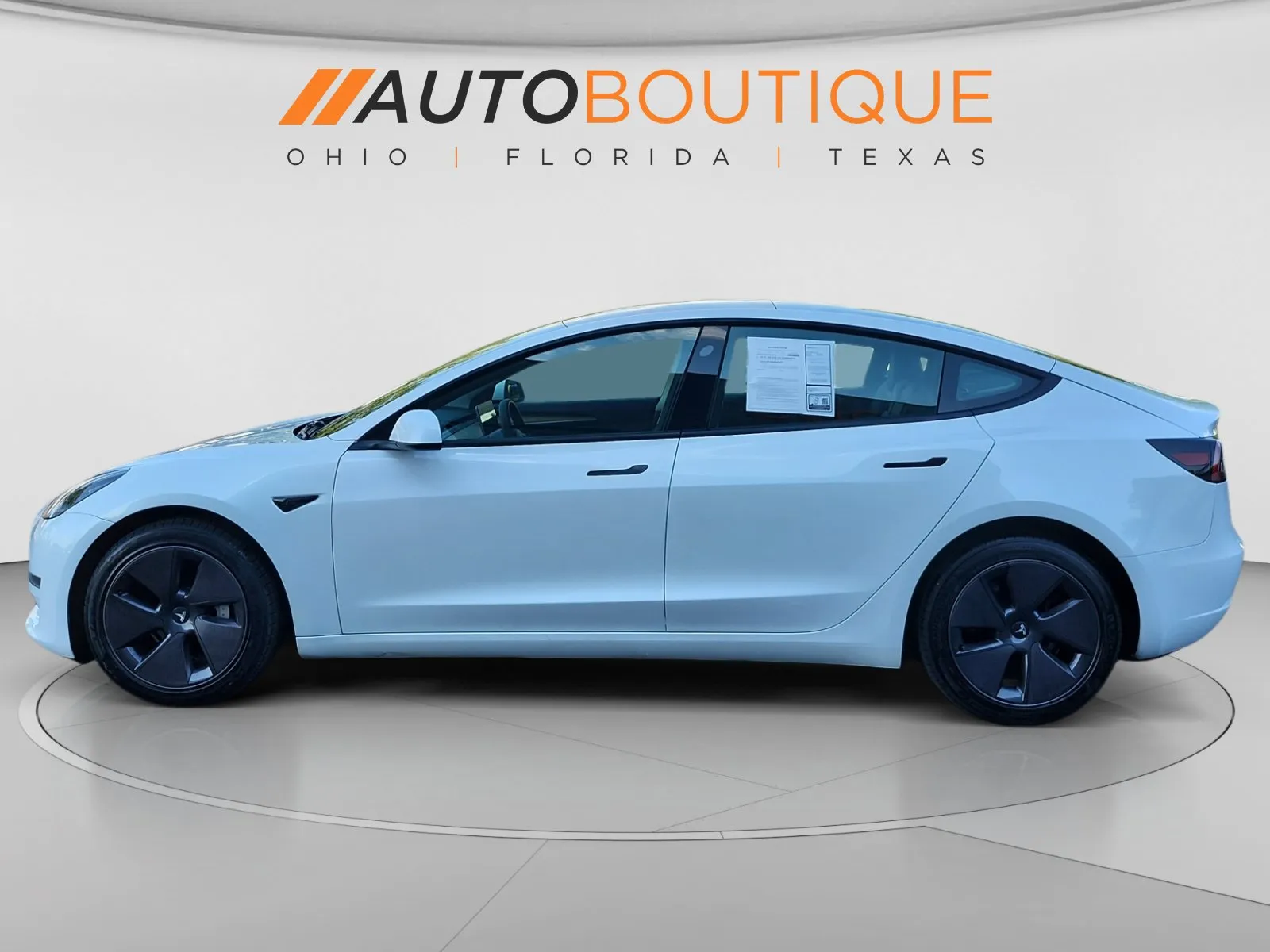 2023 Tesla Model 3 - Image 2