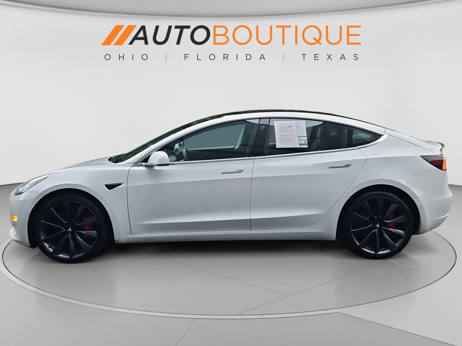 2020 Tesla Model 3 - Image 2