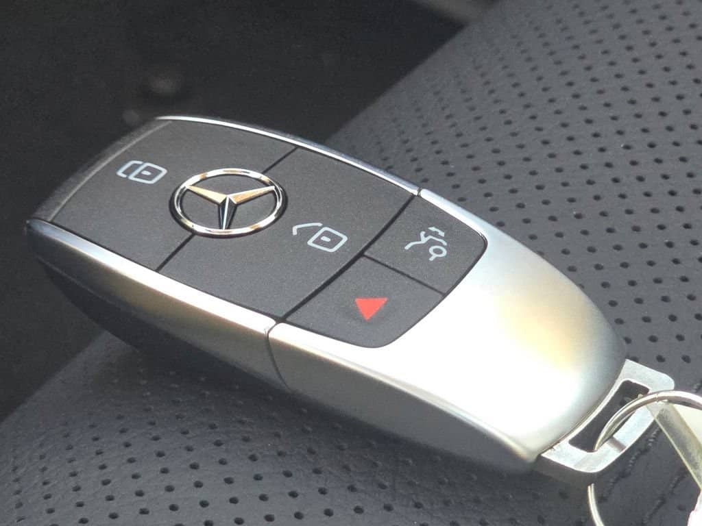 2026 Mercedes-Benz GLS - Image 80