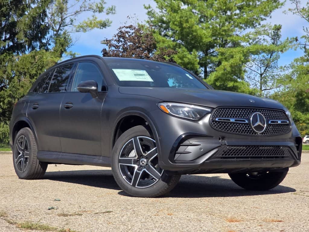 2027 Mercedes-Benz GLC - Image 2