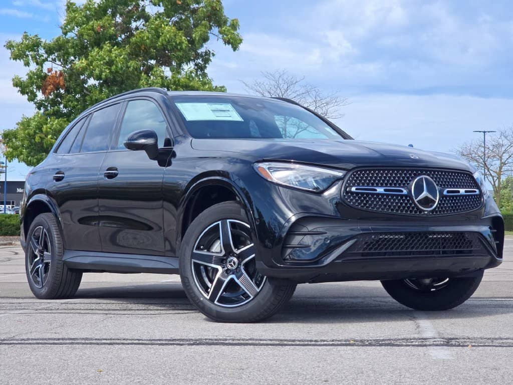 2027 Mercedes-Benz GLC - Image 1