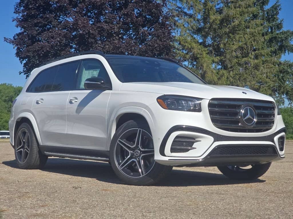 2026 Mercedes-Benz GLS - Image 2