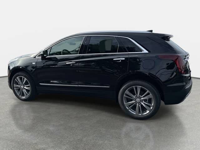 2026 Cadillac XT5 - Image 3