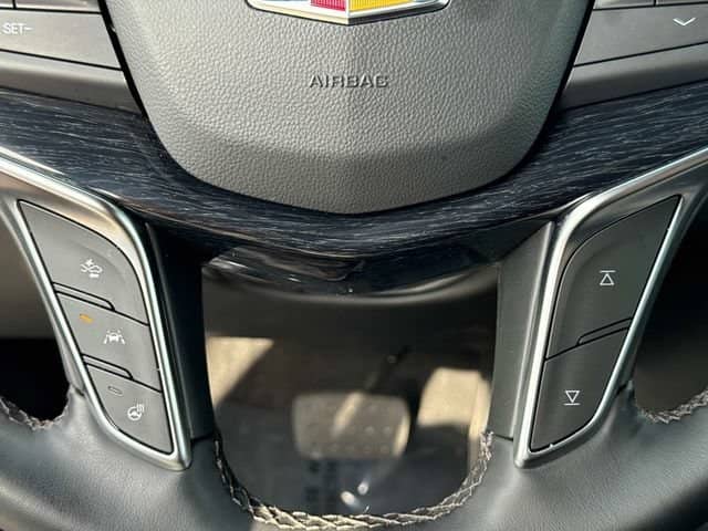 2026 Cadillac XT5 - Image 30