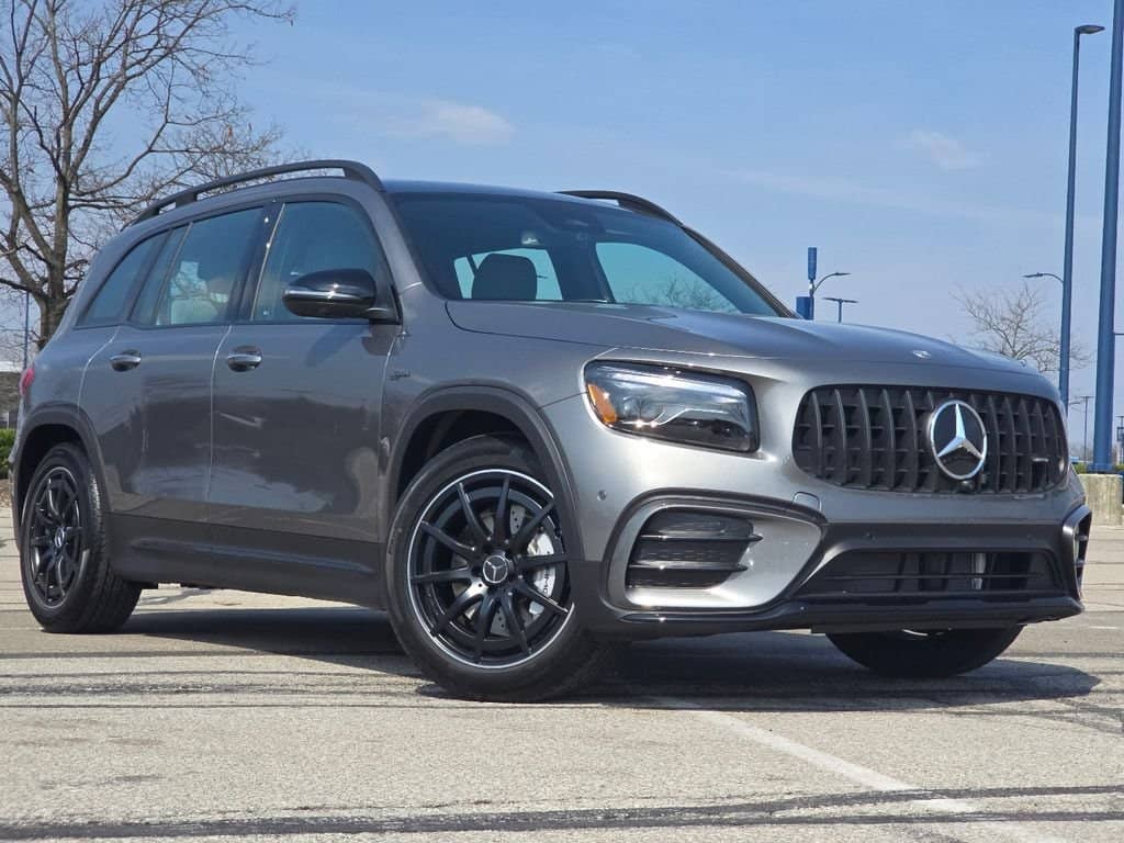 2026 Mercedes-Benz GLB - Image 1