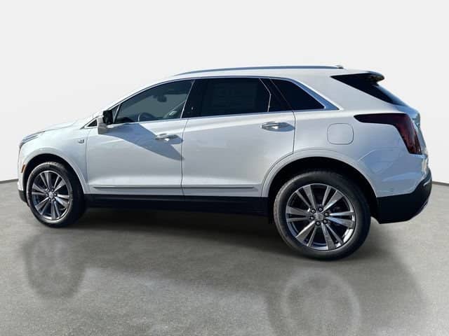 2026 Cadillac XT5 - Image 3