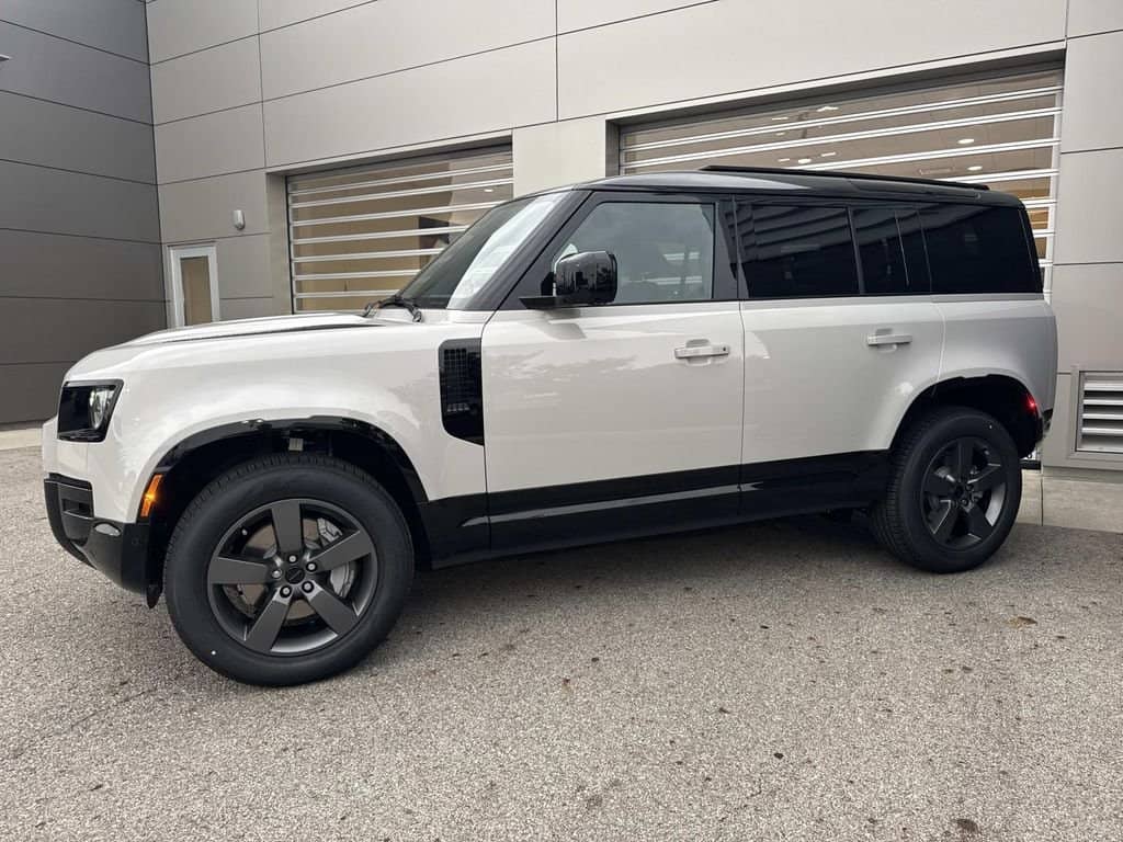 2026 Land Rover Defender - Image 3