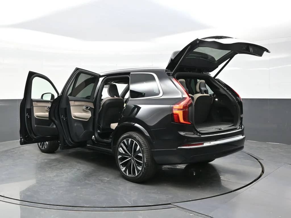 2026 Volvo XC90 - Image 47