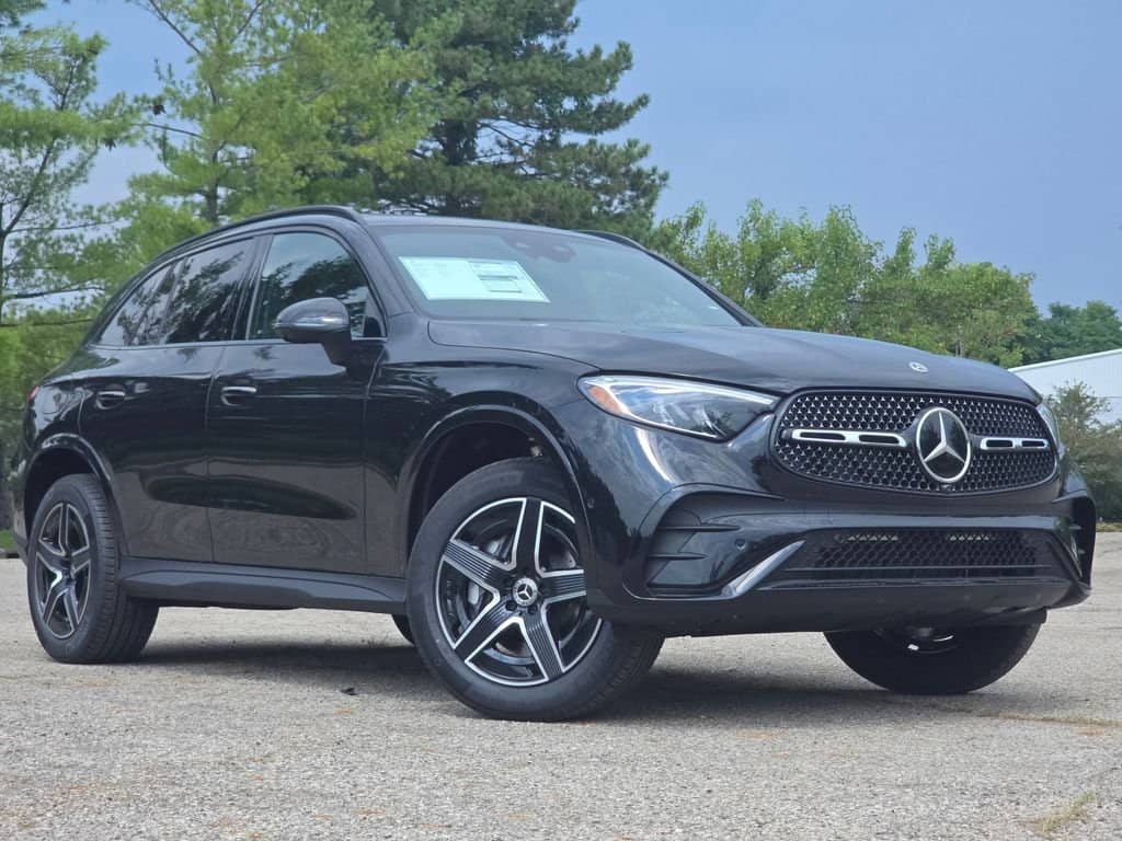 2027 Mercedes-Benz GLC - Image 1