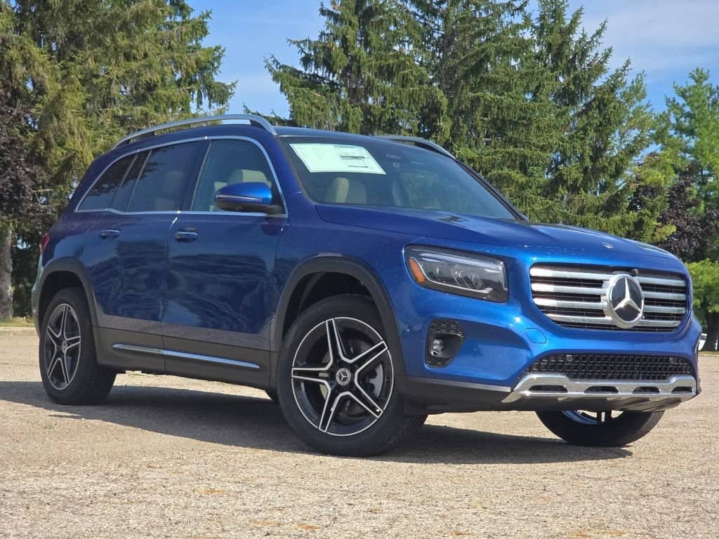 2026 Mercedes-Benz GLB - Image 2