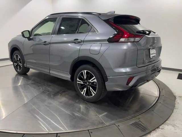 2026 Mitsubishi Eclipse Cross - Image 3