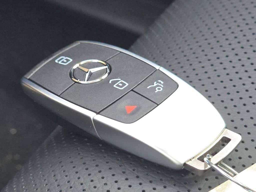 2026 Mercedes-Benz GLS - Image 74