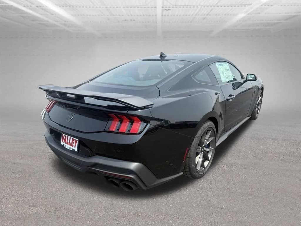 2025 Ford Mustang - Image 3