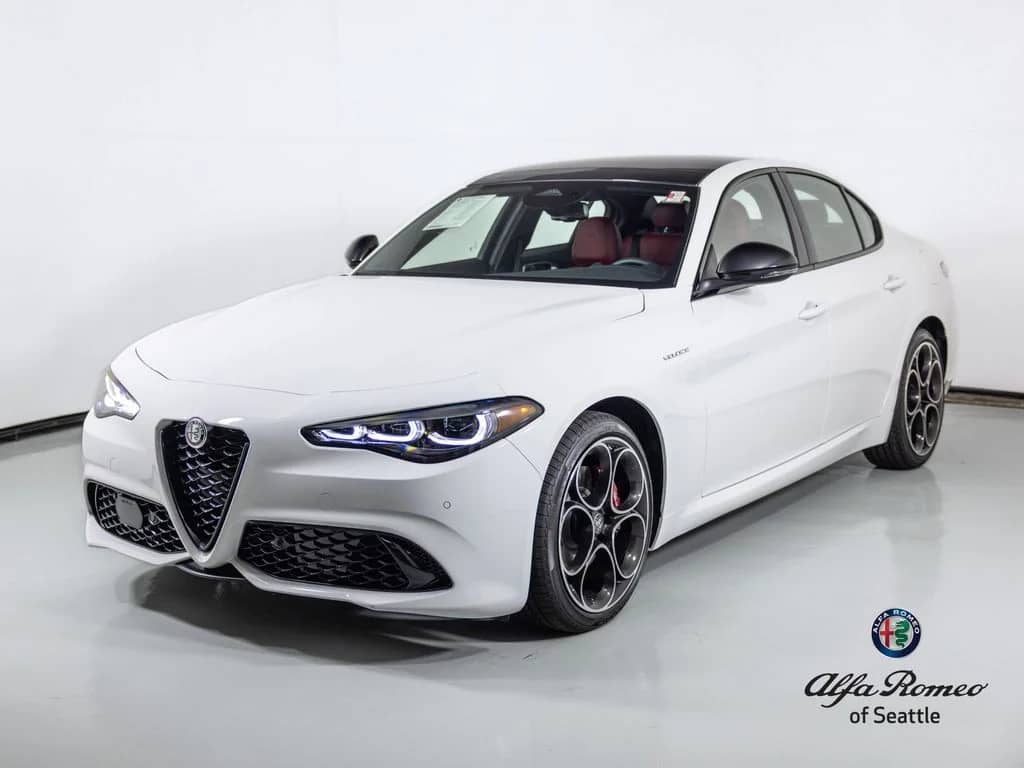 2026 Alfa Romeo Giulia - Image 1
