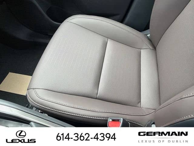 2026 Lexus TX - Image 29