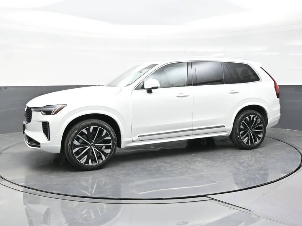 2026 Volvo XC90 - Image 3