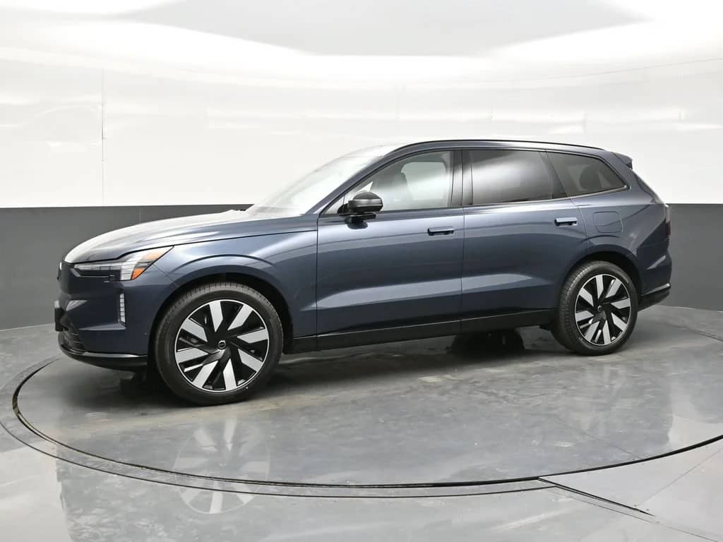 2026 Volvo EX90 - Image 3