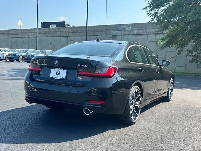 2026 BMW 3 Series - Image 3