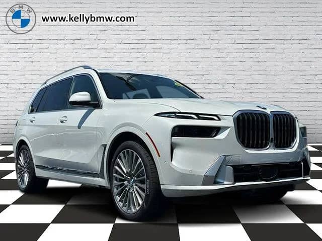 2027 BMW X7 - Image 1