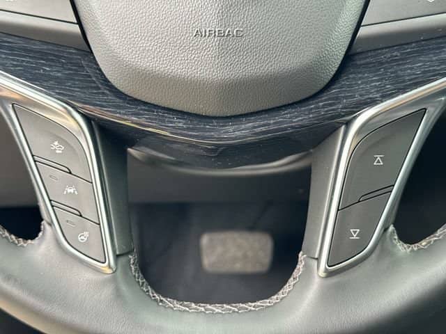2026 Cadillac XT5 - Image 29
