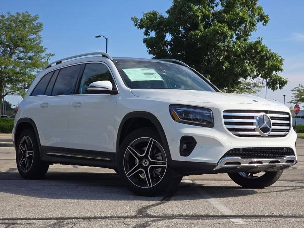 2026 Mercedes-Benz GLB - Image 1