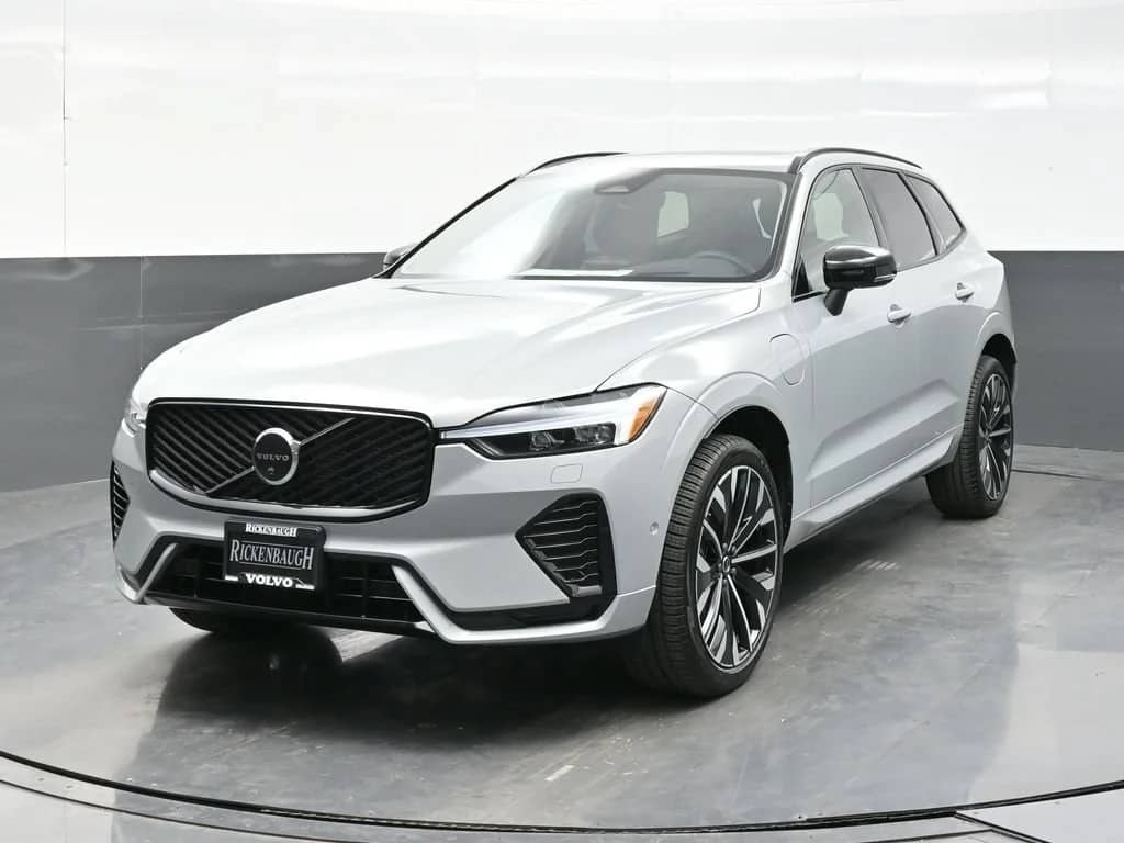 2027 Volvo XC60 - Image 2